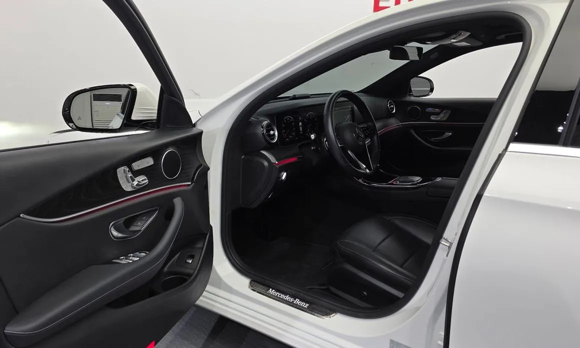 Mercedes-Benz E-Class 2023 из KR, фото 8