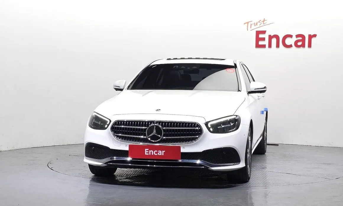 Mercedes-Benz E-Class 2023 из KR, фото 5