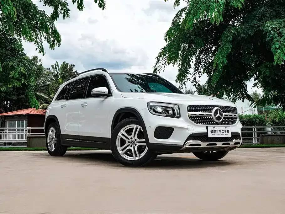 Mercedes-Benz GLB — фото 3