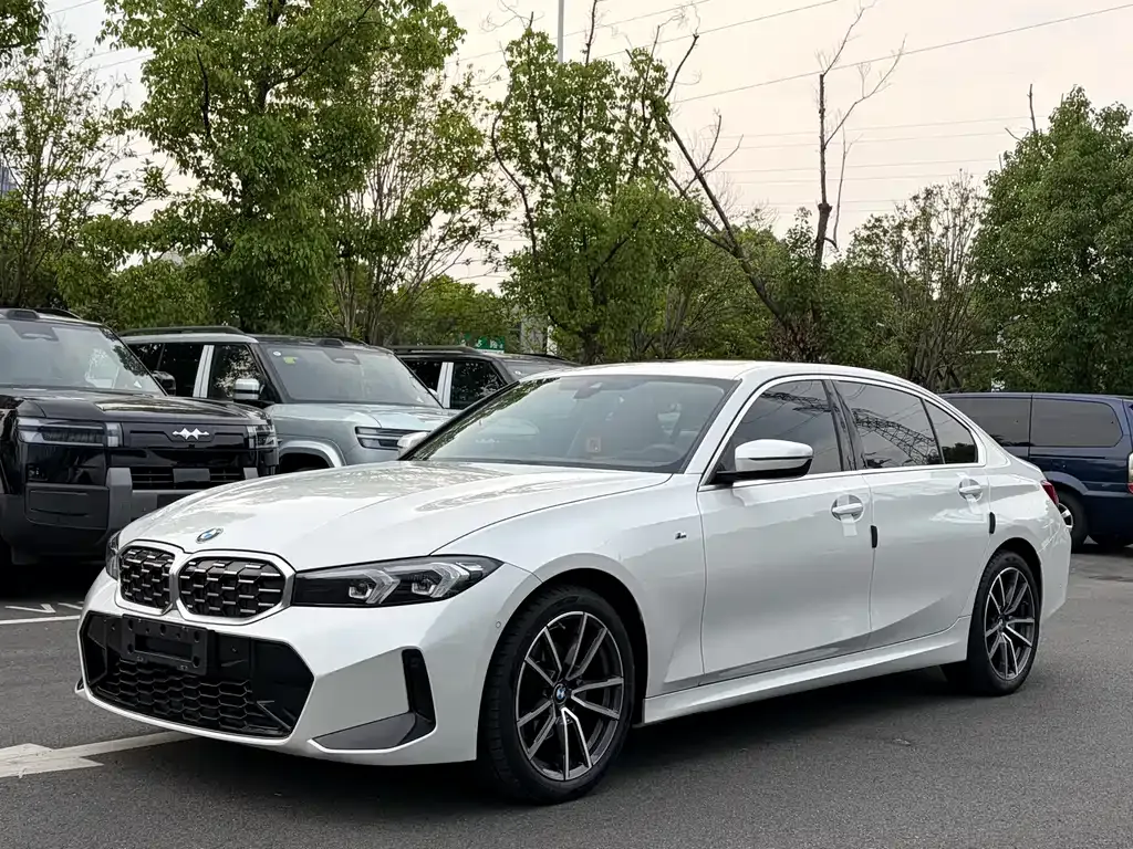 BMW 3 Series — фото 1