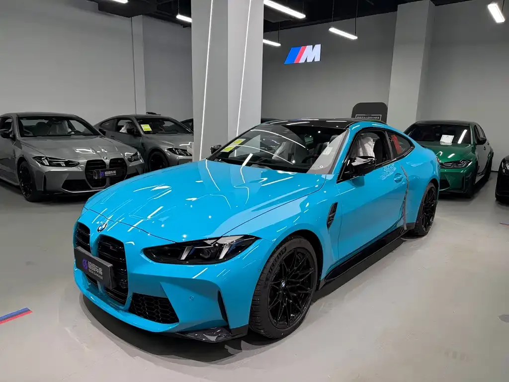 BMW M4 — фото 1