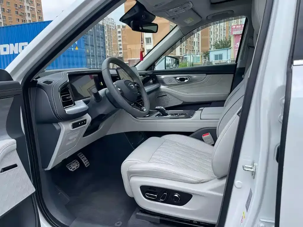 GAC Motor Trumpchi GS8 — фото 7