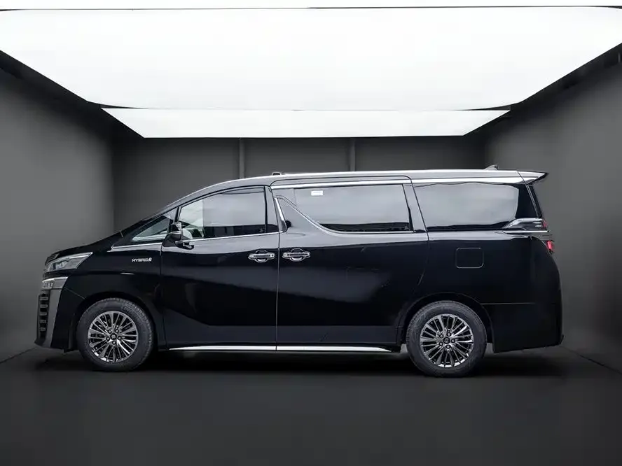 Toyota Vellfire 2021 из CN, фото 2
