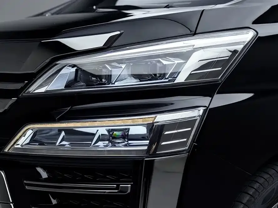 Toyota Vellfire 2021 из CN, фото 10