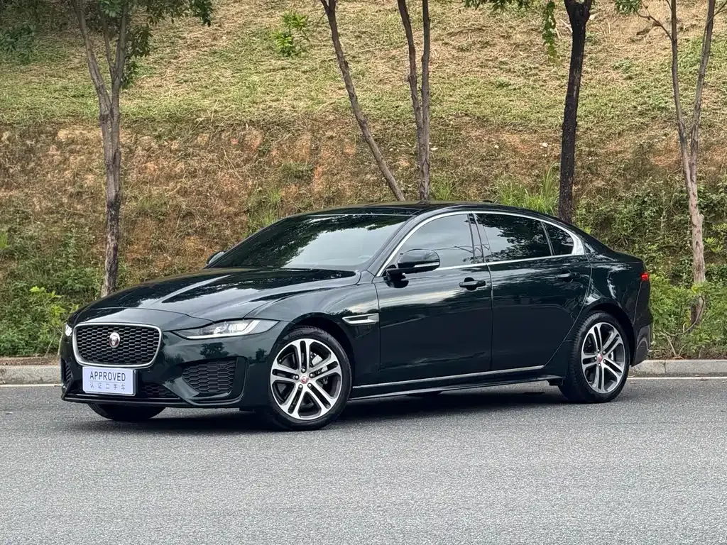 Jaguar XEL — фото 1