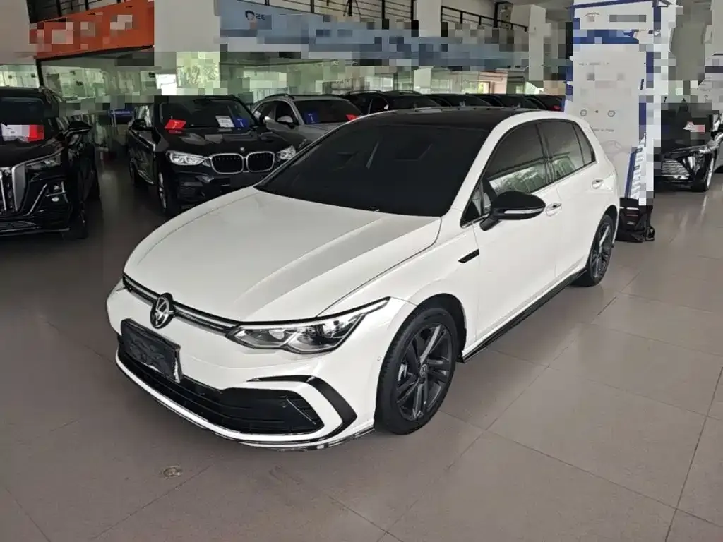 Volkswagen Golf 2024 из CN, фото 7