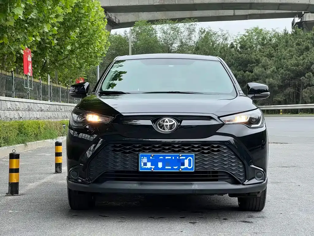 Toyota Frontlander 2024 из CN, фото 4