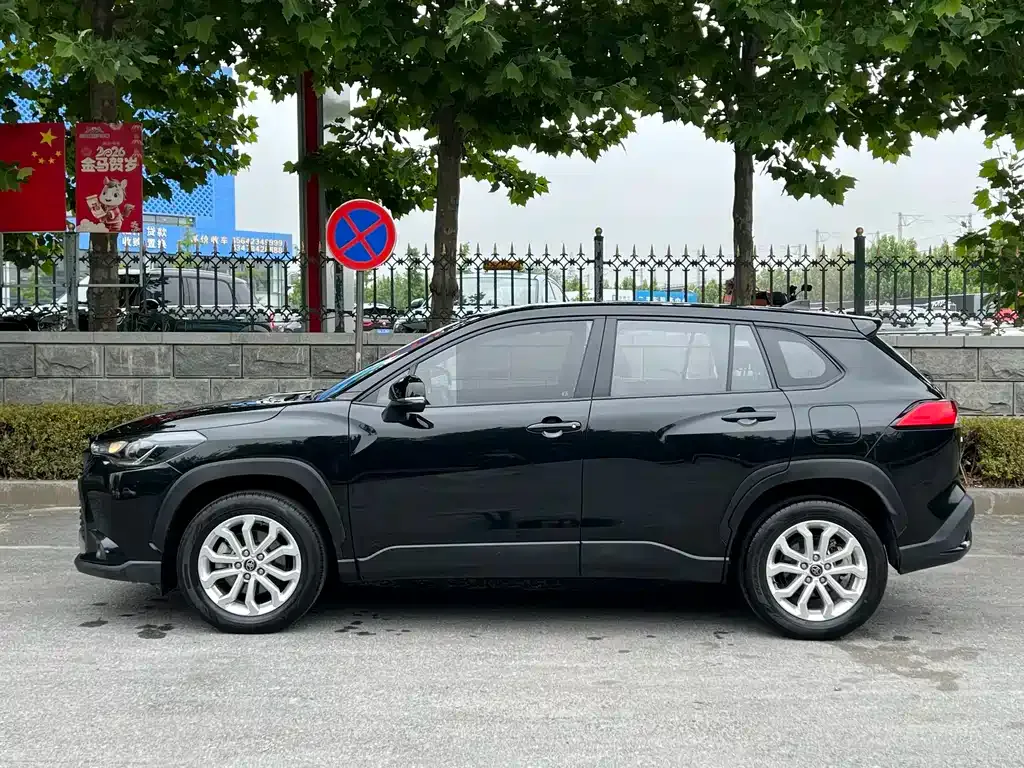Toyota Frontlander 2024 из CN, фото 9