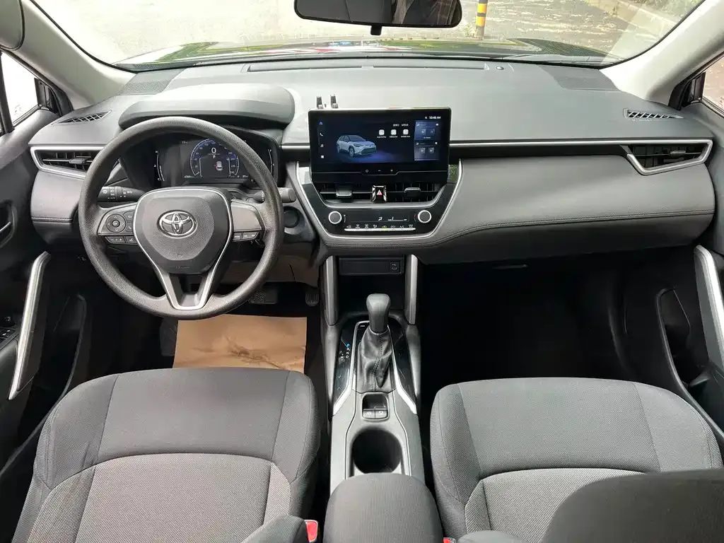 Toyota Frontlander 2024 из CN, фото 8