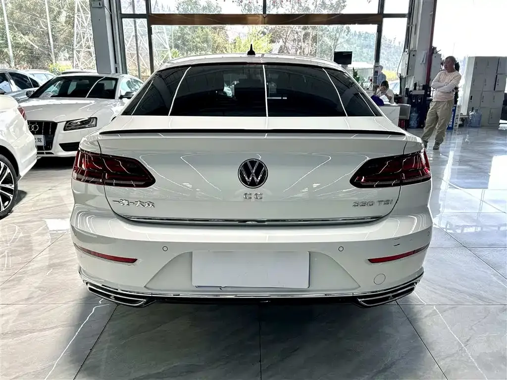Volkswagen CC — фото 4