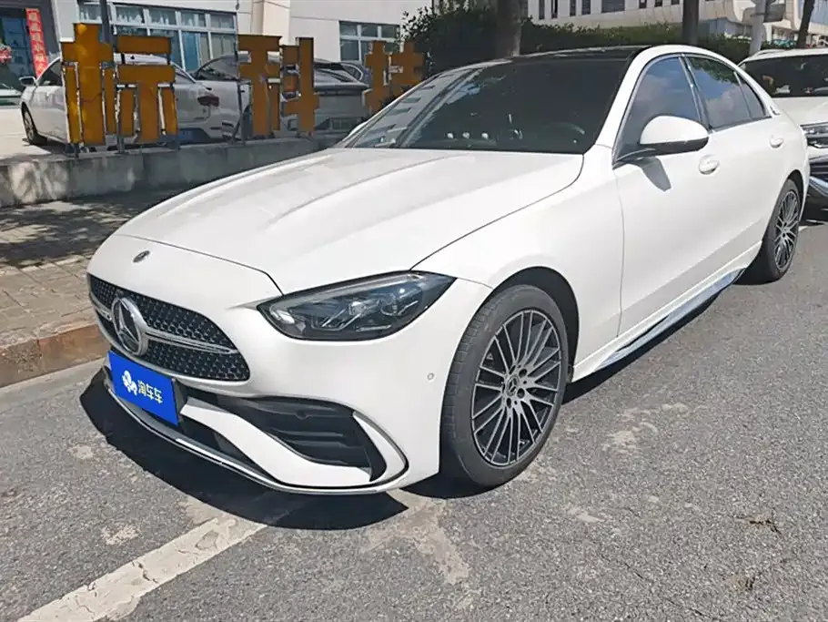 Mercedes-Benz C-Class — фото 1