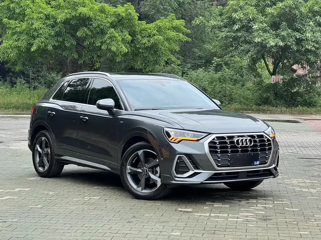 Audi Q3 — фото 5