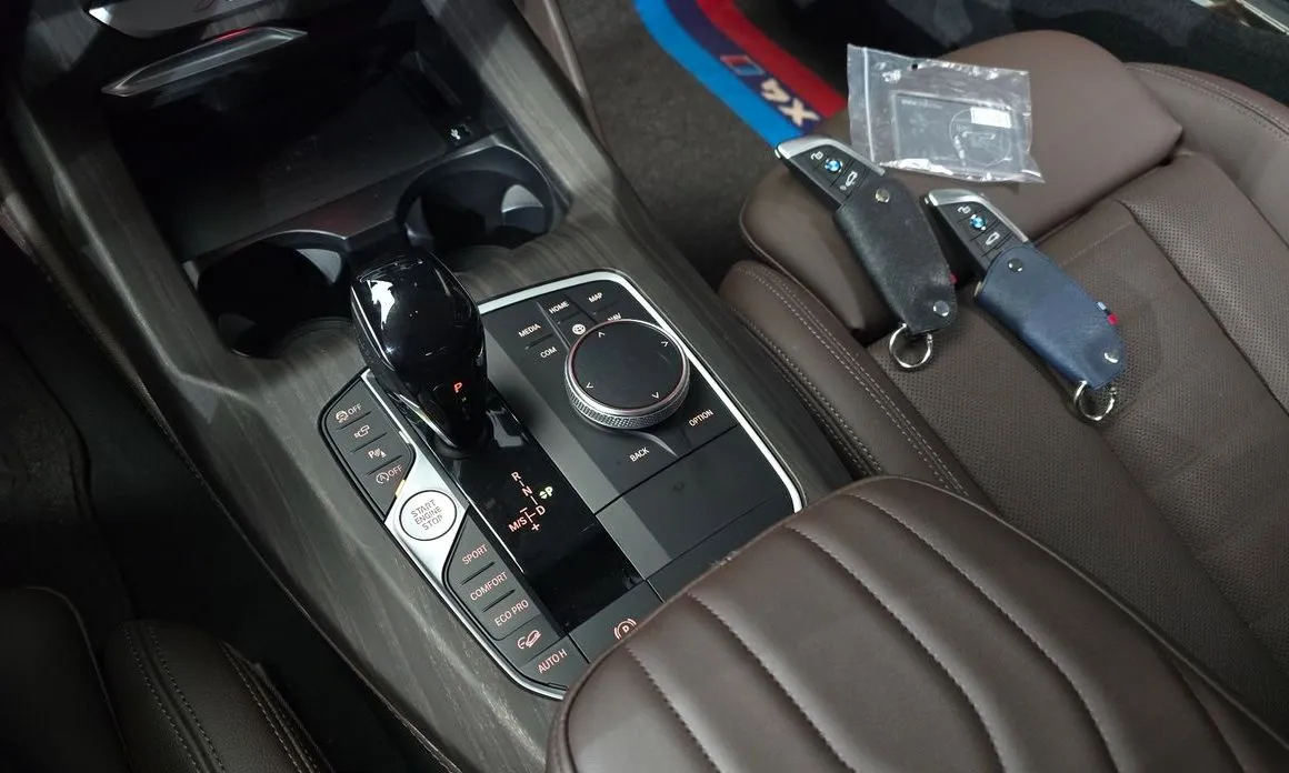 BMW X4 2024 из KR, фото 5
