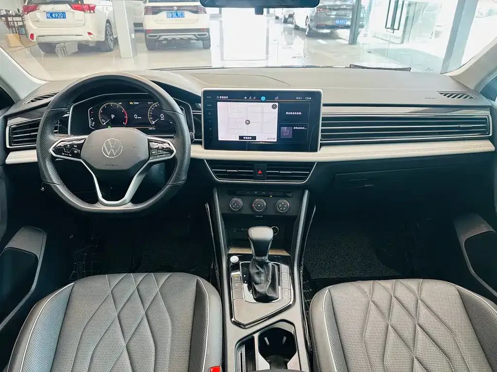 Volkswagen Tiguan L 2022 из CN, фото 10
