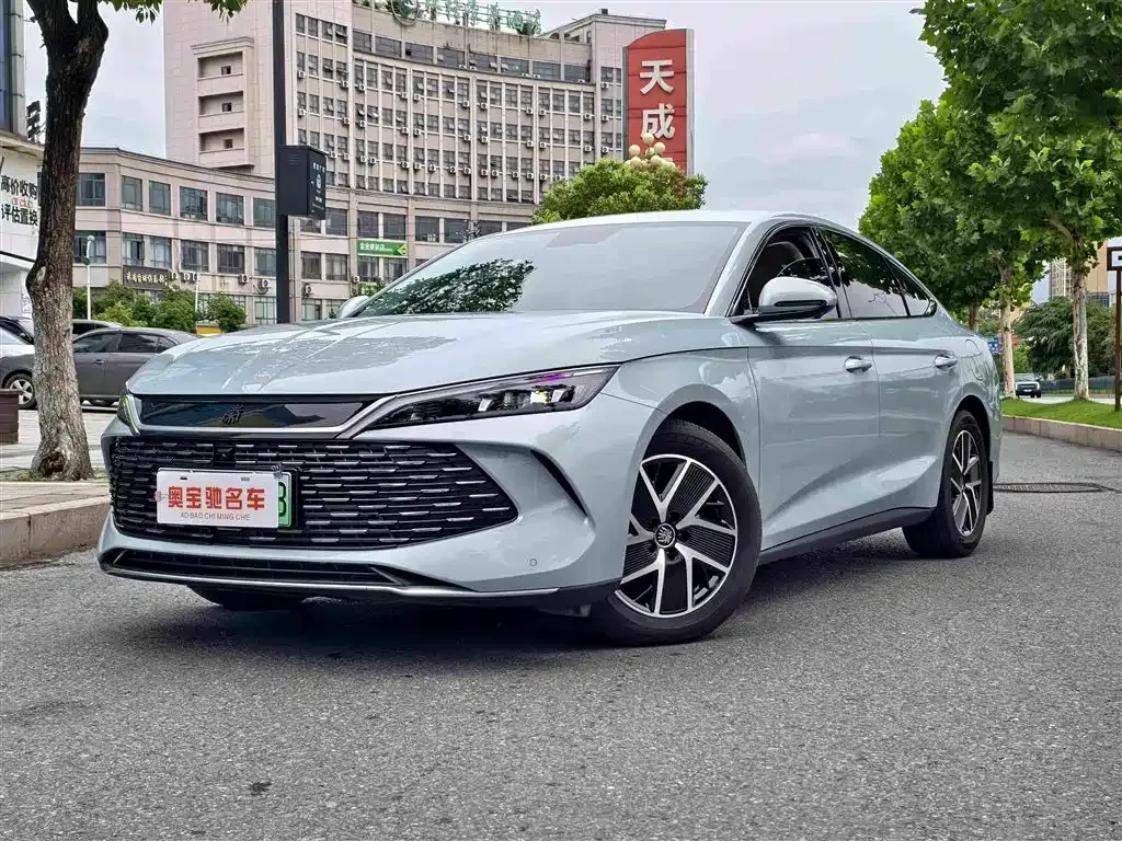BYD Qin L — фото 1