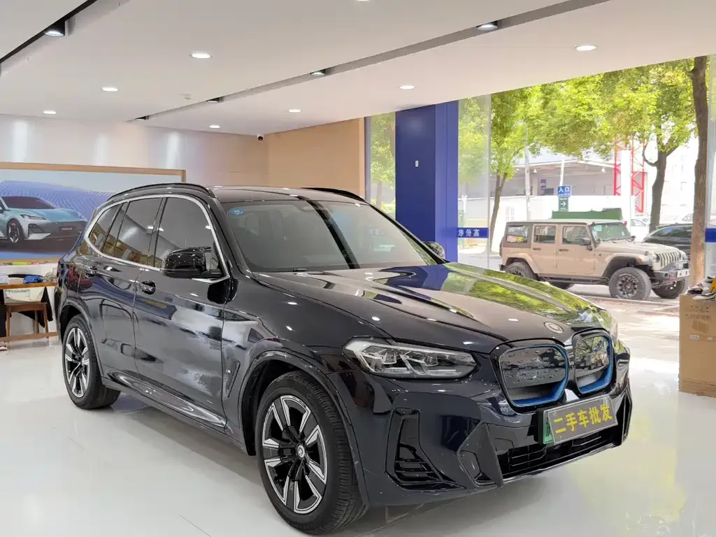 BMW iX3 2023 из CN, фото 7