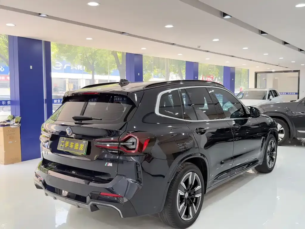 BMW iX3 2023 из CN, фото 3