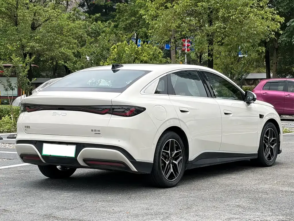 BYD Seal 06 — фото 6