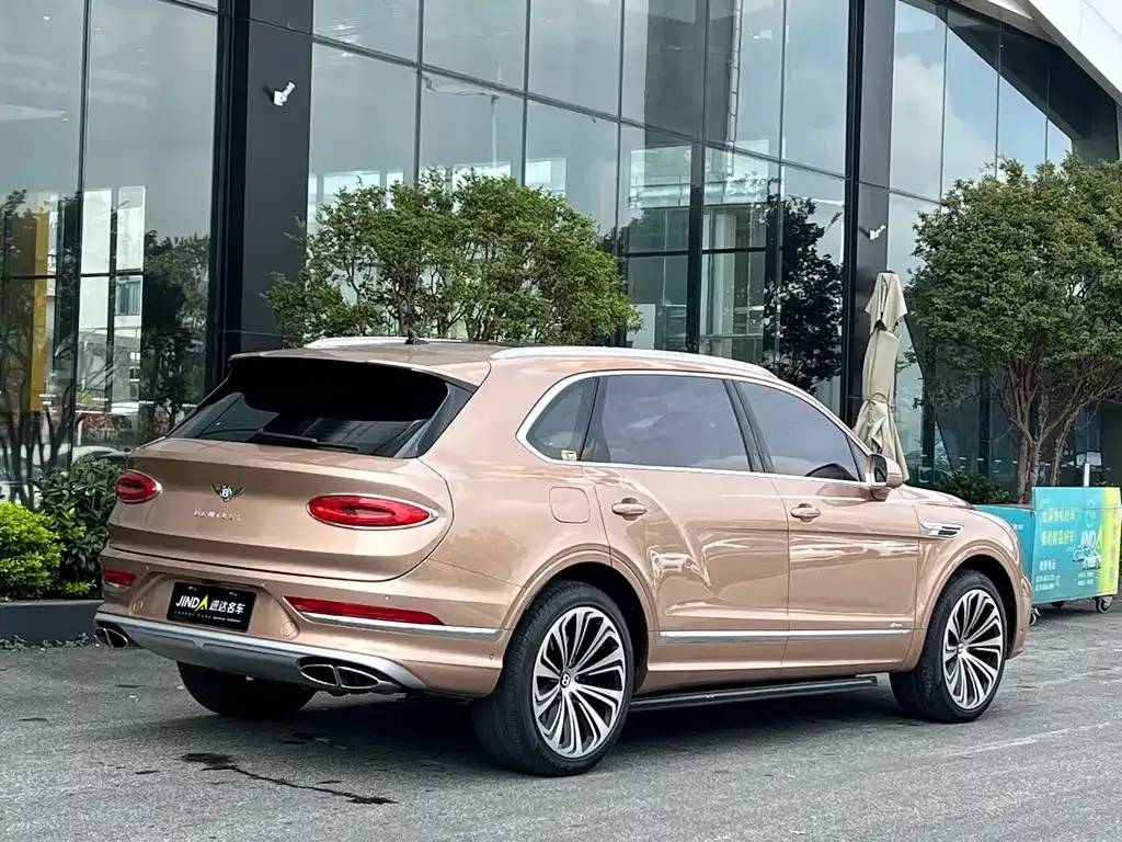 Bentley Bentayga — фото 4