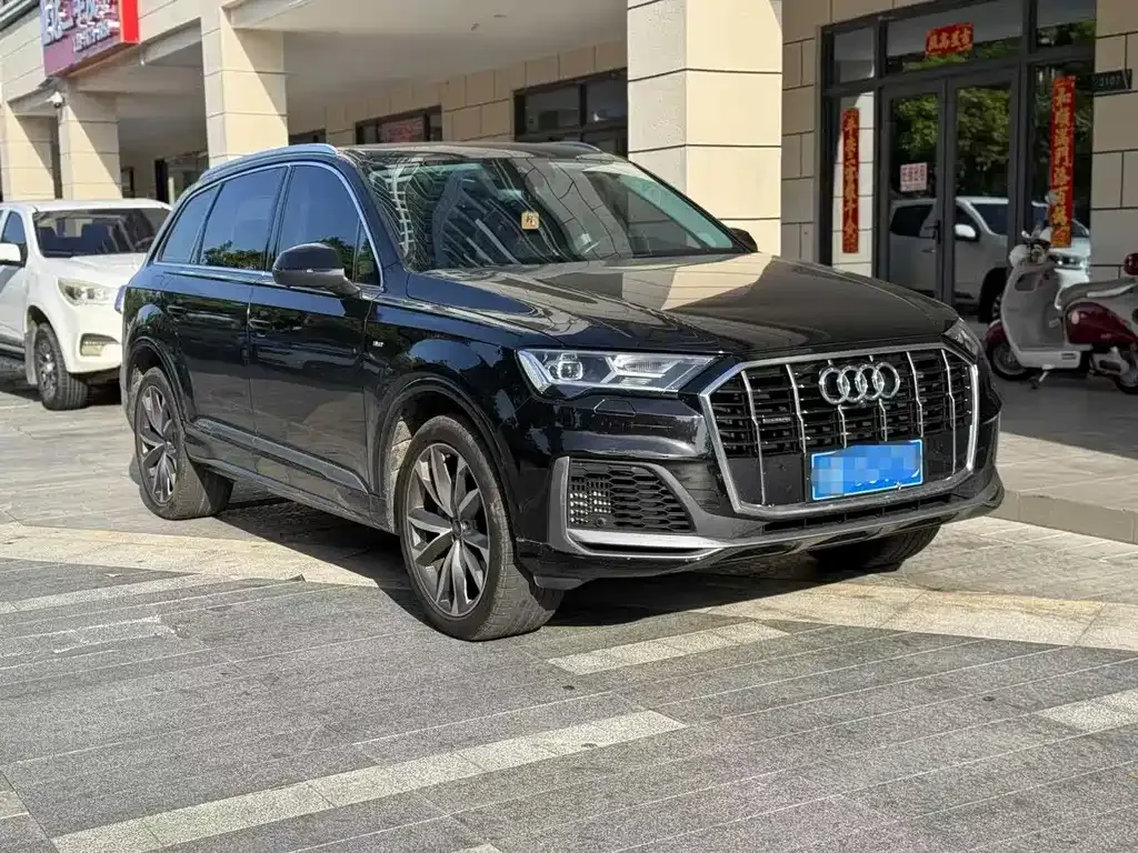 Audi Q7 — фото 5
