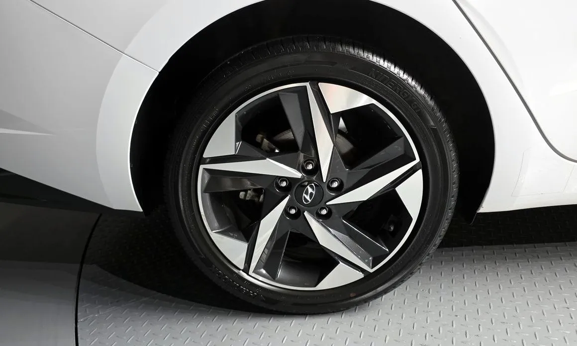 Hyundai AVANTE 2021 из KR, фото 9