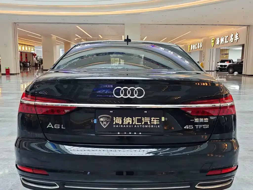 Audi A6L — фото 7