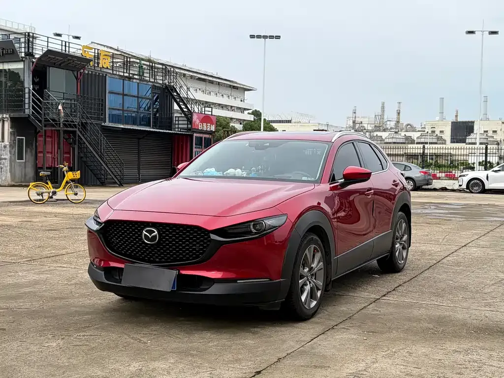 Mazda CX-30 — фото 1
