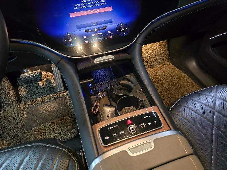 Mercedes-Benz EQS 2023 из KR, фото 7