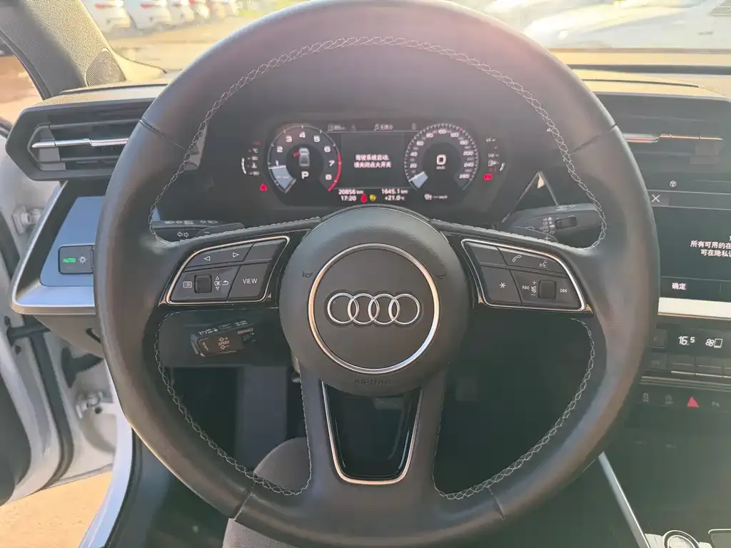 Audi A3 — фото 7