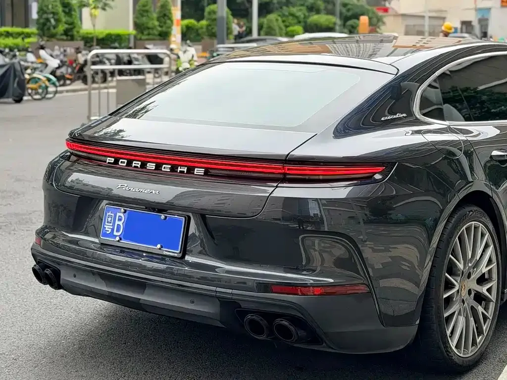 Porsche Panamera — фото 7