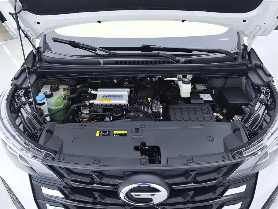 GAC Motor Trumpchi M6 — фото 10