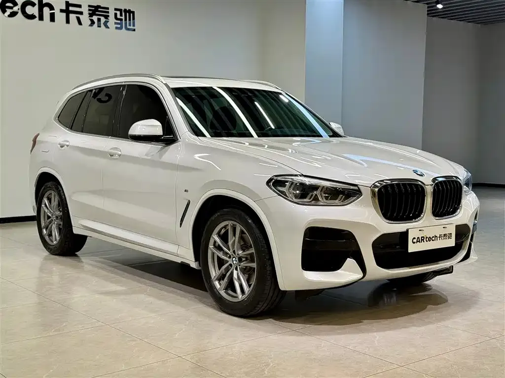 BMW X3 — фото 9