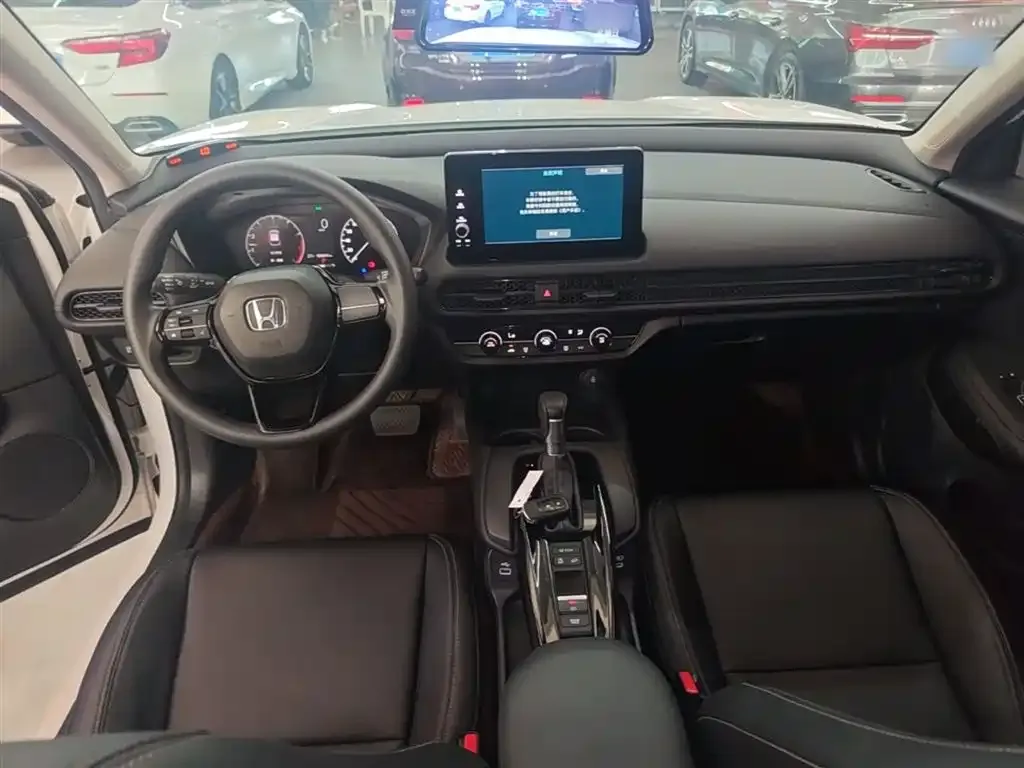 Honda HR-V 2023 из CN, фото 2