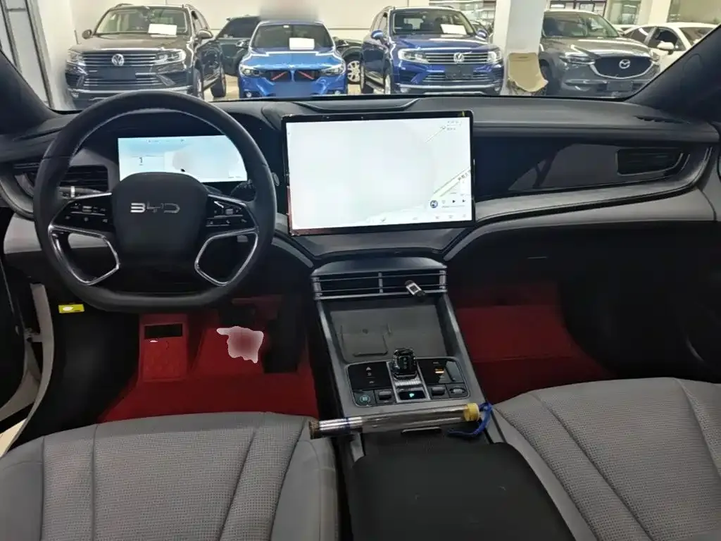 BYD Seal — фото 3