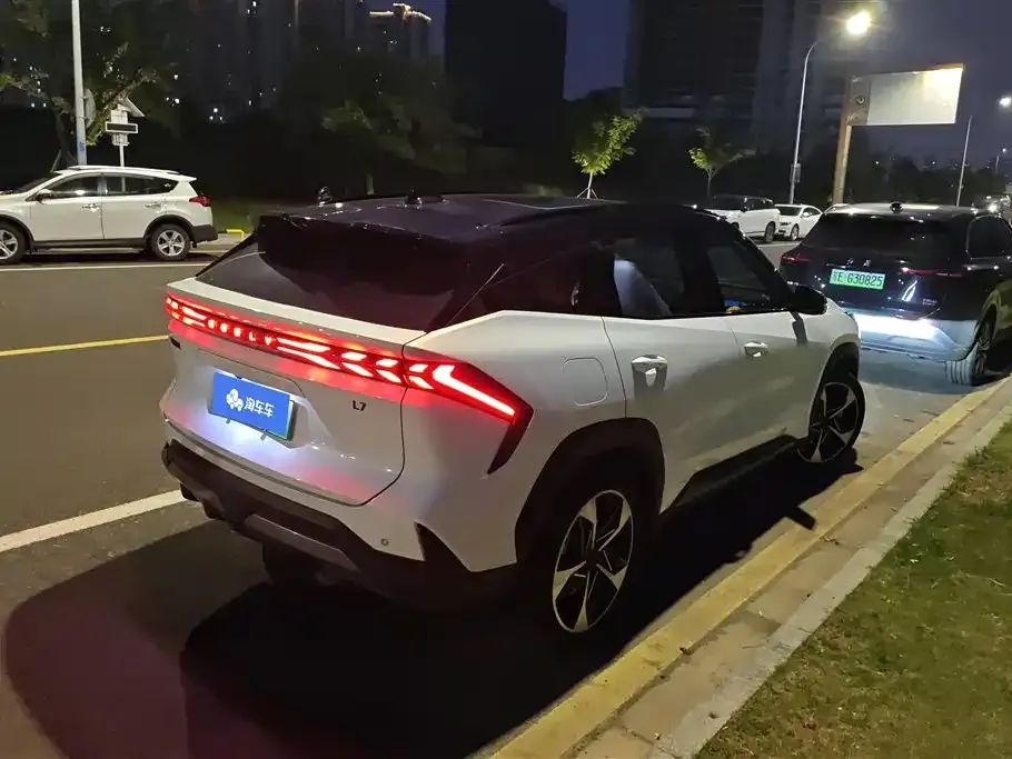 Geely Galaxy L7 2023 из CN, фото 7