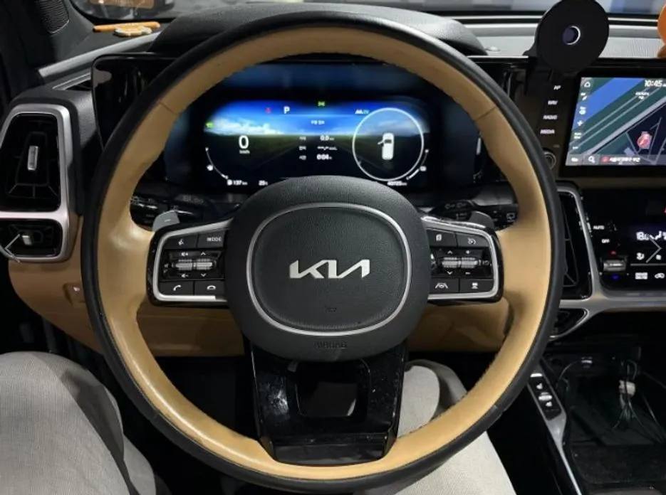 Kia Sorento — фото 7