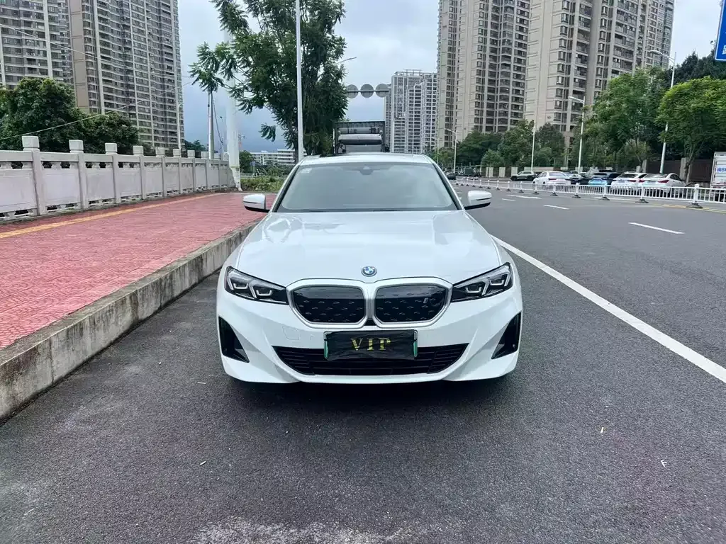 BMW i3 — фото 8