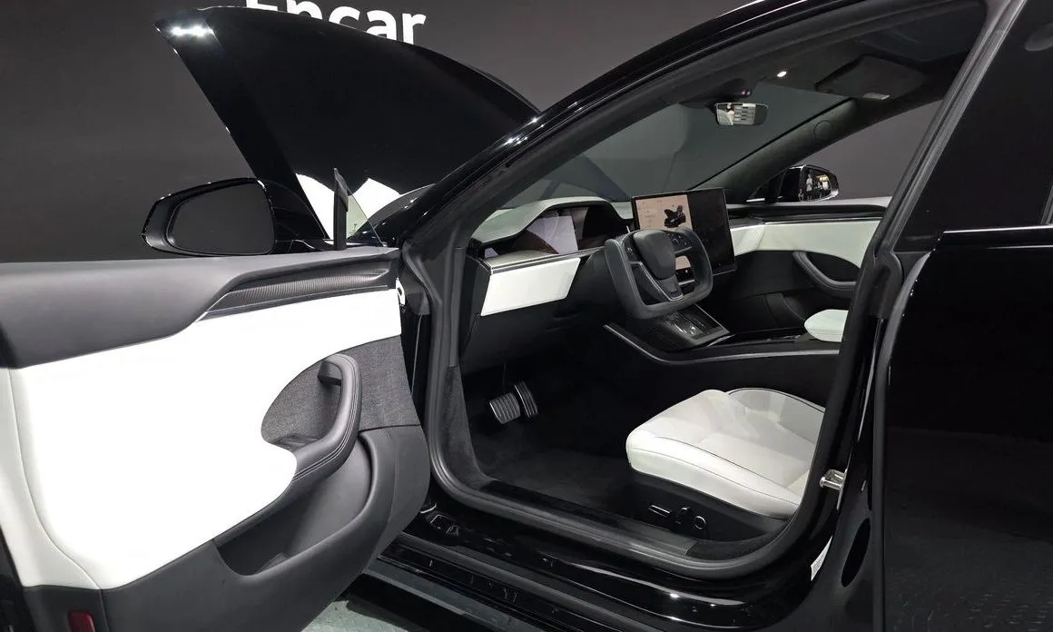 Tesla Model S 2023 из KR, фото 7