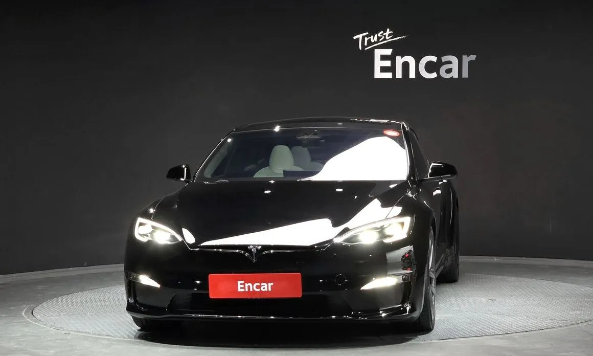 Tesla Model S 2023 из KR, фото 2