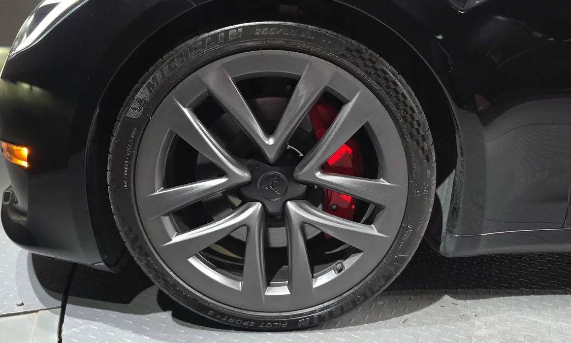 Tesla Model S 2023 из KR, фото 6
