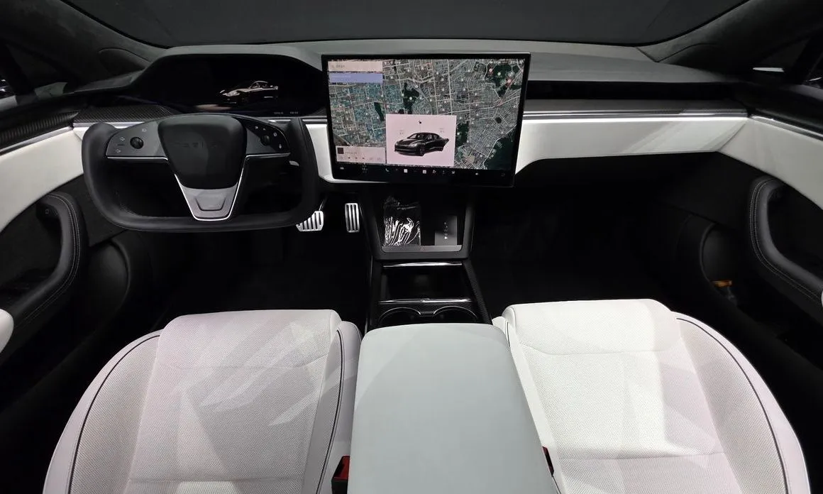 Tesla Model S 2023 из KR, фото 9