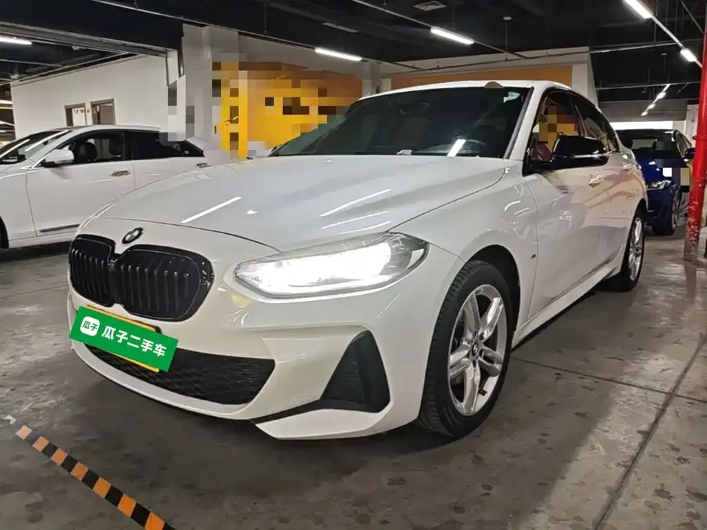 BMW 1 Series — фото 1