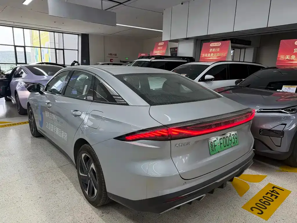 Geely Galaxy L6 2025 из CN, фото 10