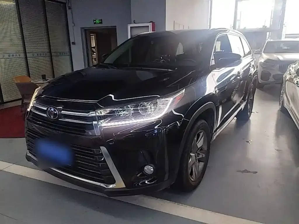 Toyota Highlander 2021 из CN, фото 9