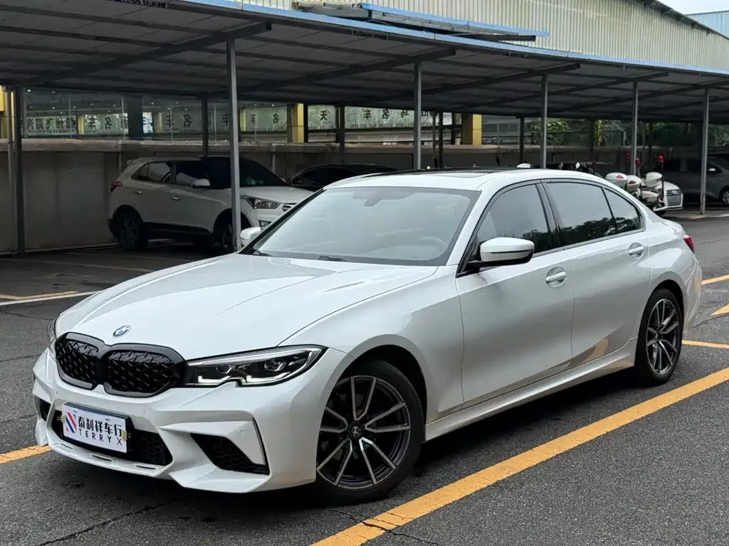 BMW 3 Series — фото 1