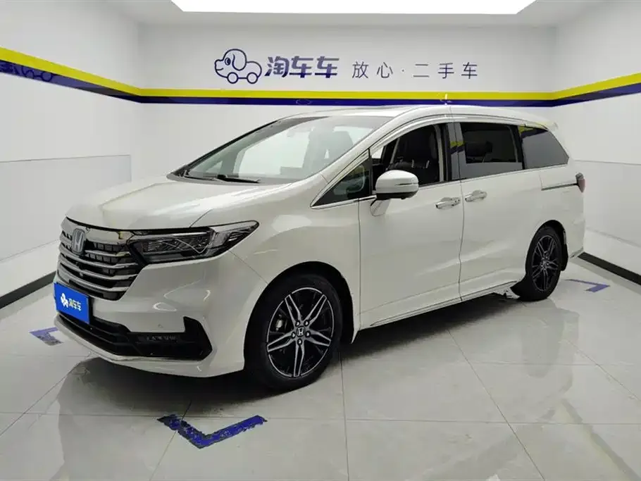 Honda Odyssey — фото 1