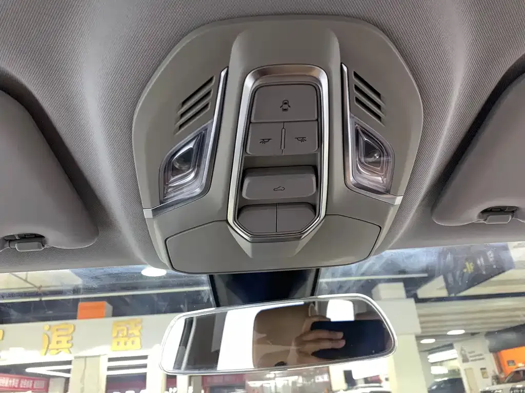 Wuling Jiachen 2022 из CN, фото 3