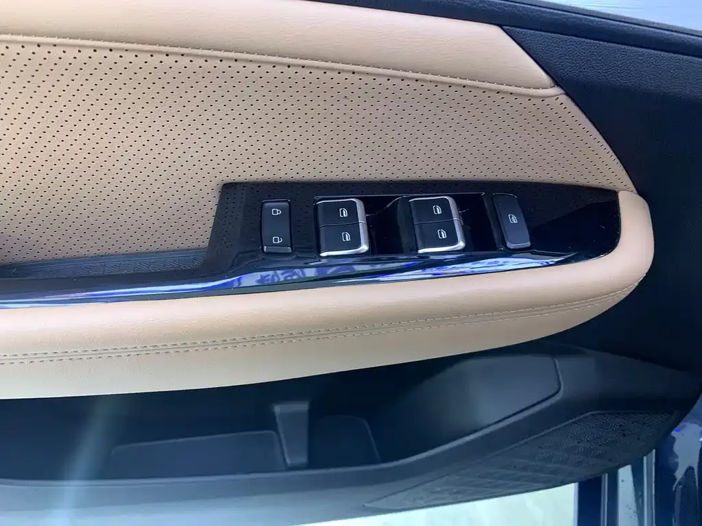 Wuling Jiachen 2022 из CN, фото 7