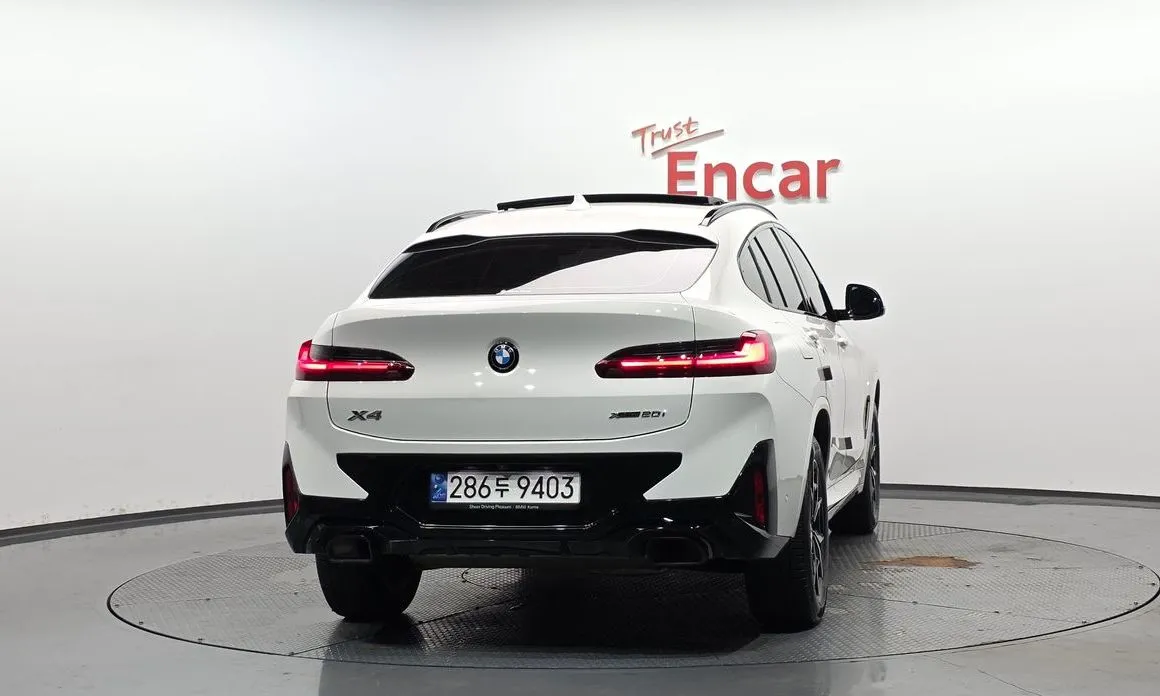 BMW X4 2023 из KR, фото 2