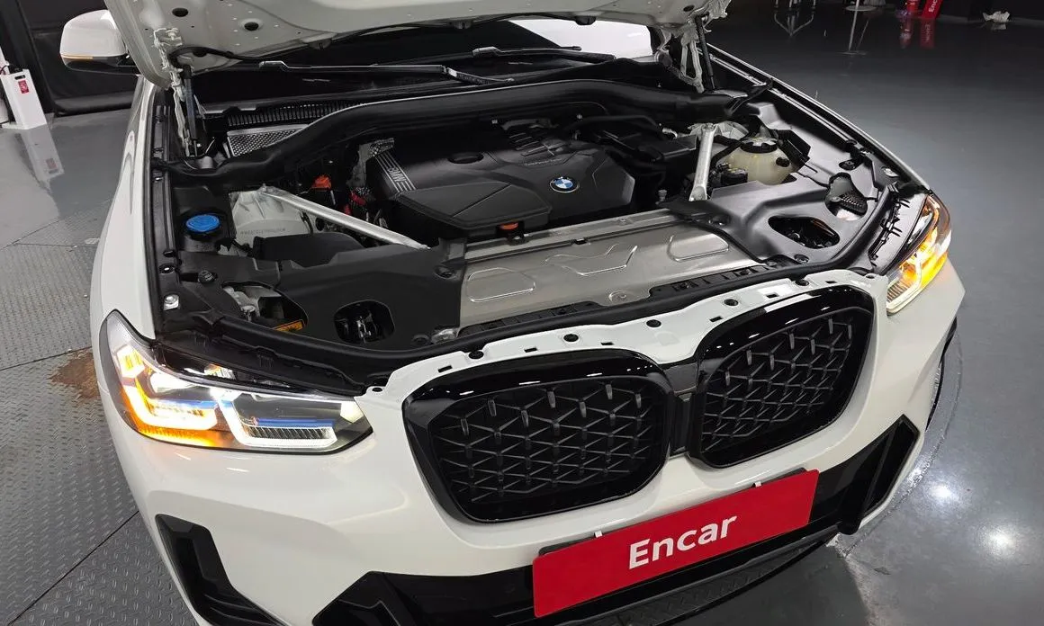BMW X4 2023 из KR, фото 8